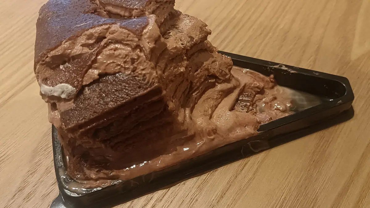 Licky Lips Cakes – cake shop in Knotty Ash, Liverpool